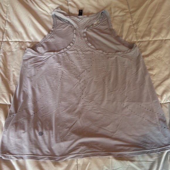 Allyson Felix for Athleta. Ultimate legend tank. Small - Picture 6 of 9